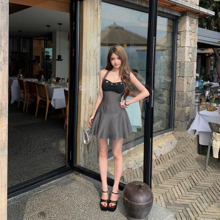 BY14426# 夏季复古性感条纹挂脖收腰显瘦吊带连衣裙短裙女服裝批發女裝批發服飾貨源