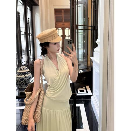 BY14429# 性感V领露背挂脖交叉背心上衣+A字大摆半身裙套装女服裝批發女裝批發服飾貨源