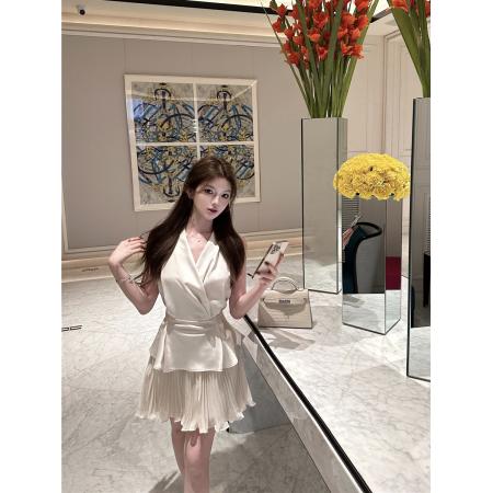 BY14431# 性感V领缎面绑带无袖衬衫上衣+雪纺百褶裙半身裙套装女服裝批發女裝批發服飾貨源