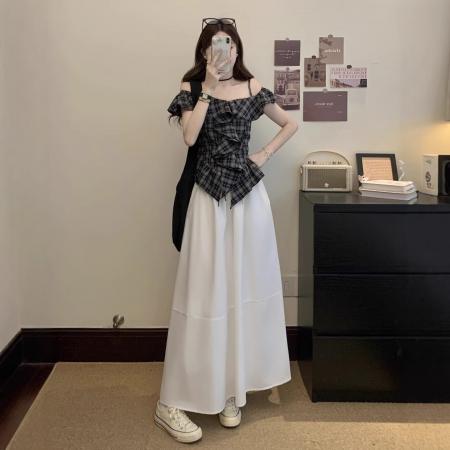 BY14438# 格纹一字肩短袖T恤女夏季甜美露肩木耳边上衣设计感露肩吊带上衣服裝批發女裝批發服飾貨源