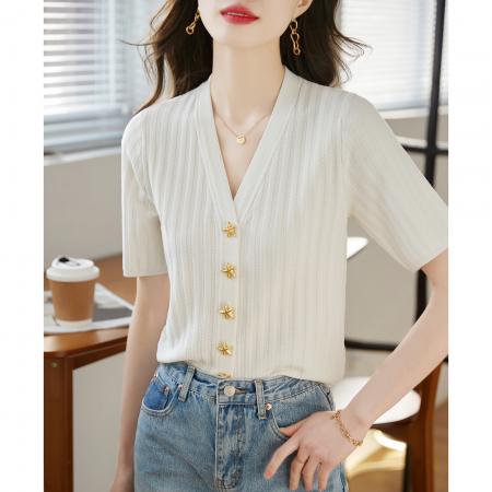 BY14451# 法式高级感小香风开衫短款上衣女夏薄款别致V领冰丝短袖针织小衫服裝批發女裝批發服飾貨源