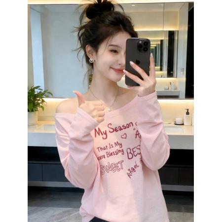 BY14459# 甜美粉色字母印花露肩长袖T恤女新款韩系漂亮设计感早春上衣服裝批發女裝批發服飾貨源