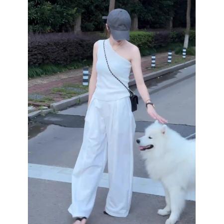 BY14475# 宽边斜肩针织背心外穿女夏季修身显瘦气质短款设计感小众无袖上衣服裝批發女裝批發服飾貨源