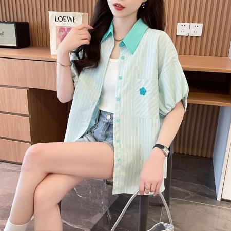 BY14531# 涤纶条纹Polo领衬衫女甜美泡泡袖设计感宽松上衣 服裝批發女裝批發服飾貨源