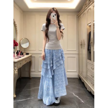 BY14558# 夏日穿搭一整套女巨好看的甜美减龄上衣不规则碎花裙子两件套 服裝批發女裝批發服飾貨源