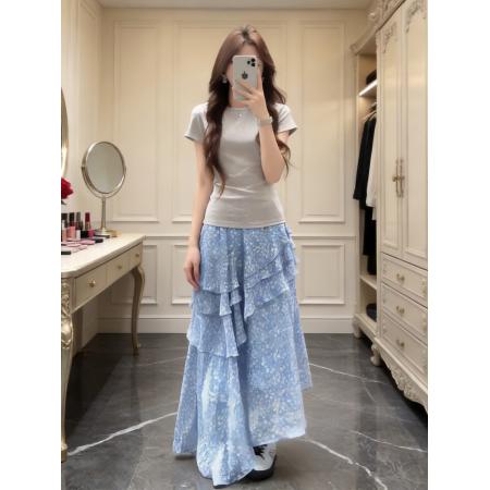 BY14558# 夏日穿搭一整套女巨好看的甜美减龄上衣不规则碎花裙子两件套 服裝批發女裝批發服飾貨源