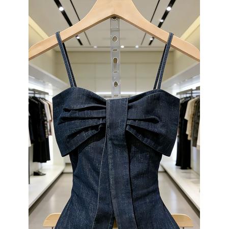 BY14561# 蓝色牛仔扭结吊带上衣女春季小众设计感独特漂亮名媛百搭衬衣 服裝批發女裝批發服飾貨源