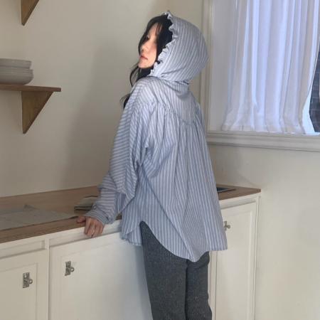 BY14610# 复古减龄木耳边连帽条纹衬衫外套宽松休闲上衣 服裝批發女裝批發服飾貨源