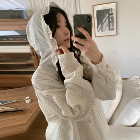 BY14610# 复古减龄木耳边连帽条纹衬衫外套宽松休闲上衣 服裝批發女裝批發服飾貨源