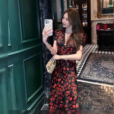 BY14658# 法式设计感茶歇碎花连衣裙女夏季新款轻熟风显瘦蕾丝拼接长裙 服裝批發女裝批發服飾貨源