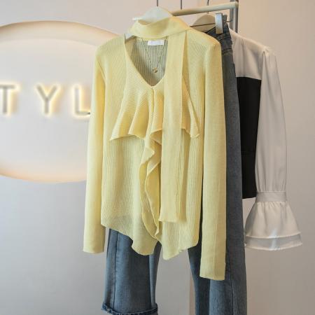 BY14726# 法式荷叶边拼接v领长袖t恤女春季设计感小众飘带收腰显瘦气质上衣 服裝批發女裝批發服飾貨源