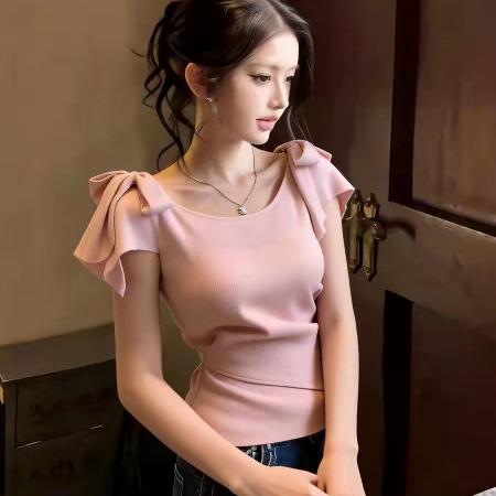 BY14780# 超减龄蝴蝶结系带设计粉色上衣春季女装新款圆领修身别致短袖 服裝批發女裝批發服飾貨源