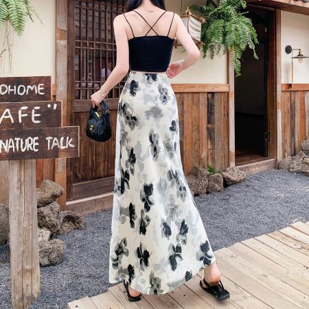 BY14843# 新高级醋酸锻面立体印花亲肤包臀鱼尾长裙松紧腰中长裙 服裝批發女裝批發服飾貨源