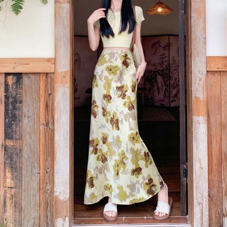 BY14843# 新高级醋酸锻面立体印花亲肤包臀鱼尾长裙松紧腰中长裙 服裝批發女裝批發服飾貨源