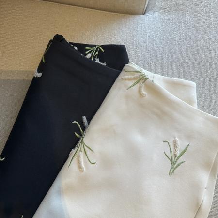 BY14863# 重工刺绣半身裙女新款高腰显瘦a字包臀裙防走光内衬短裙 服裝批發女裝批發服飾貨源