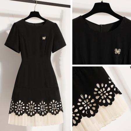 BY14978# 大码女装夏季新款胖mm高级感气质镂空拼接百褶收腰连衣裙 服裝批發女裝批發服飾貨源