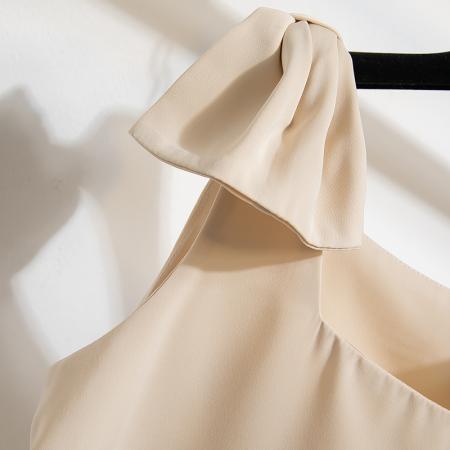 BY15123# 法式高级感轻奢减龄洋气宽松设计感小众白色蝴蝶结无袖上衣夏 服裝批發女裝批發服飾貨源