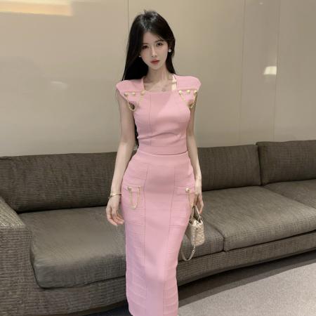 BY15145# 甜心设计感装饰链高级感辣妹针织上衣包臀半身裙两件套 服裝批發女裝批發服飾貨源