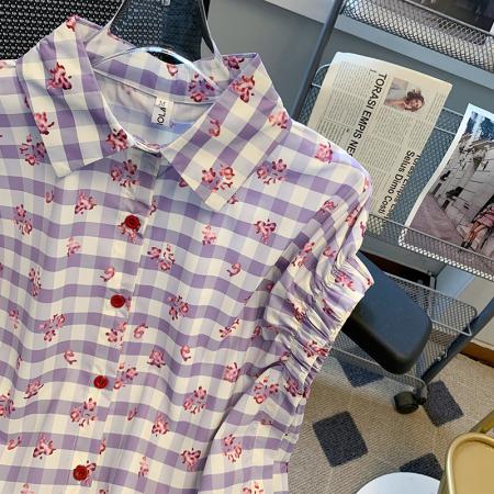 BY15257# 夏季新款港风复古格子衬衫设计感减龄印花褶皱短袖上衣服裝批發女裝批發服飾貨源