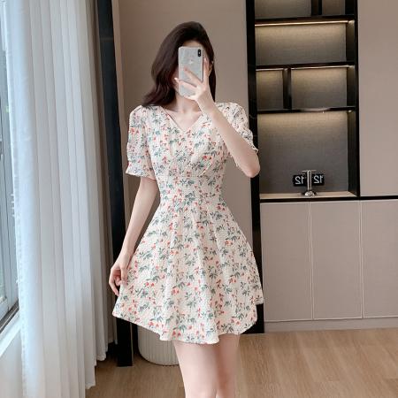 BY15267# 雪纺碎花小个子连衣裙新款女夏高腰气质漂亮时尚温柔连衣裙女服裝批發女裝批發服飾貨源