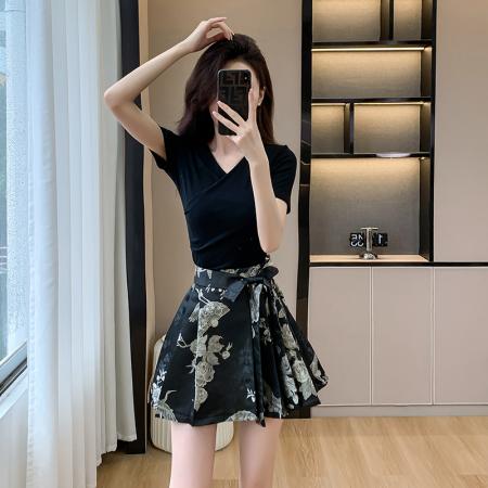 BY15270# 新中式优雅气质时尚百搭V领修身显瘦上衣收腰+显瘦马面裙小个子女服裝批發女裝批發服飾貨源