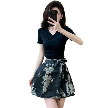 BY15270# 新中式优雅气质时尚百搭V领修身显瘦上衣收腰+显瘦马面裙小个子女服裝批發女裝批發服飾貨源