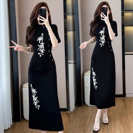 BY15279# 大码女装夏季新款金枝中式国风刺绣修身黑色短袖旗袍连衣裙服裝批發女裝批發服飾貨源