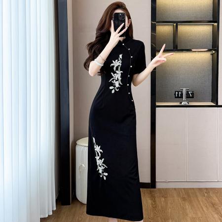BY15279# 大码女装夏季新款金枝中式国风刺绣修身黑色短袖旗袍连衣裙服裝批發女裝批發服飾貨源