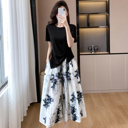 BY15339# 夏季新款套装短袖T恤上衣裤裙大码女装宽松型时尚显瘦国潮两件套服裝批發女裝批發服飾貨源