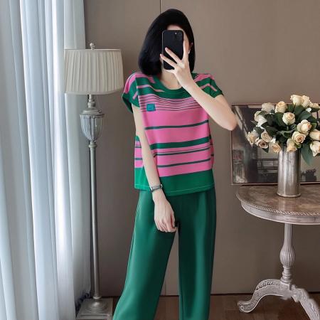 BY15355# 今年流行时尚休闲套装女夏小个子洋气减龄微胖显瘦T恤直筒裤两件服裝批發女裝批發服飾貨源