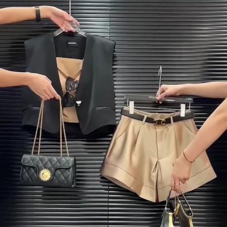 BY15363# 网红穿搭小个子时尚炸街高级感黑色马甲吊带短裤职业三件套装女夏服裝批發女裝批發服飾貨源