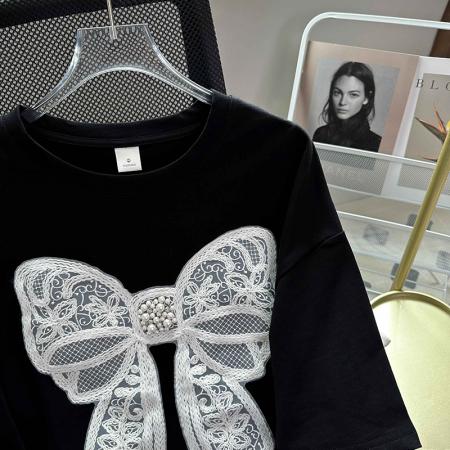 BY15386# 短袖t恤女夏韩版刺绣花潮圆领上衣大码女装服裝批發女裝批發服飾貨源