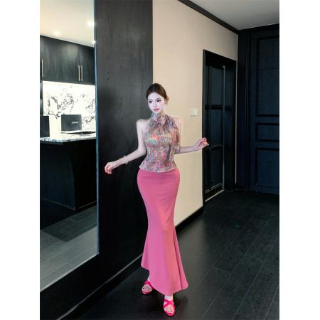 BY15390# 辣妹碎花蝴蝶结无袖挂脖上衣A字半身裙套装女服裝批發女裝批發服飾貨源