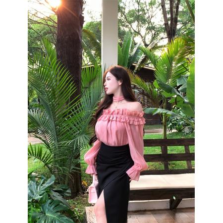 BY15393# 气质法式粉色一字领露肩衬衫上衣开叉高腰半身裙套装服裝批發女裝批發服飾貨源