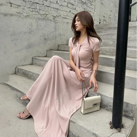 BY15407# 春夏新款气质慵懒松弛飘带T恤大摆半身裙长裙日常两件套服裝批發女裝批發服飾貨源