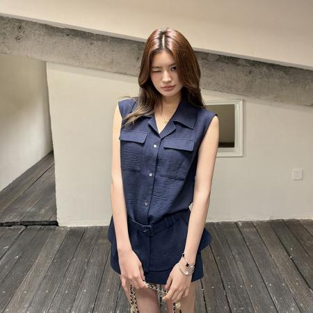 BY15412# 春夏新款设计工装翻领无袖衬衫上衣背心女短裙裤两件套装服裝批發女裝批發服飾貨源