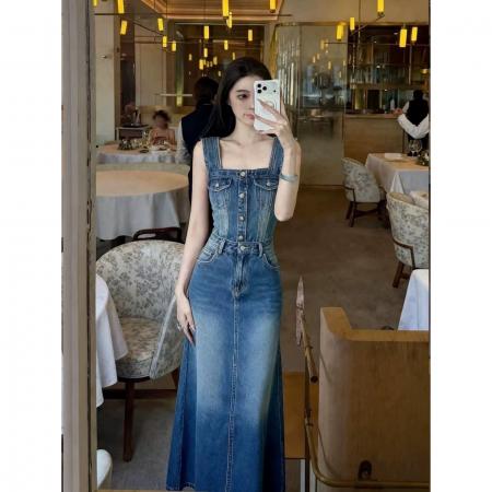 BY15415# 简约气质减龄小众设计感大方得体春季新款蓝色无袖牛仔背心裙 服裝批發女裝批發服飾貨源