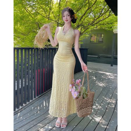 BY15455# 法式性感蕾丝V领轻礼服裙修色挂脖露背镶钻吊带连衣裙夏 服裝批發女裝批發服飾貨源