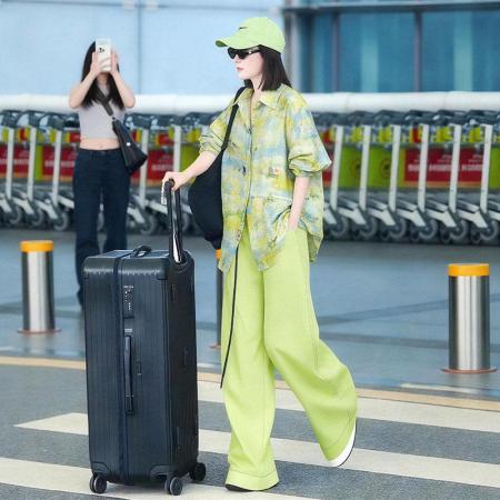 BY15465# 春季清新名媛气质两件套绿色印花衬衫上衣阔腿裤大码套装女 服裝批發女裝批發服飾貨源