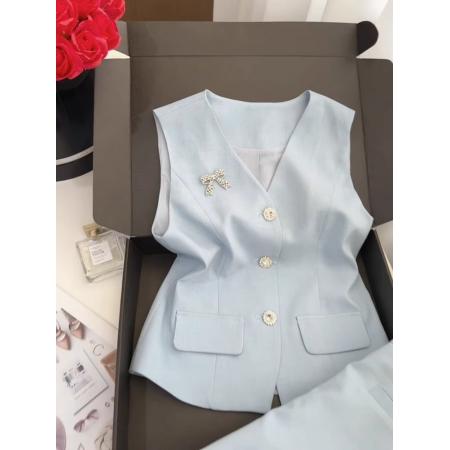 BY15469# 夏季穿搭一整套高级感欧货时尚洋气减龄小香风浅蓝色马甲短裤套装 服裝批發女裝批發服飾貨源