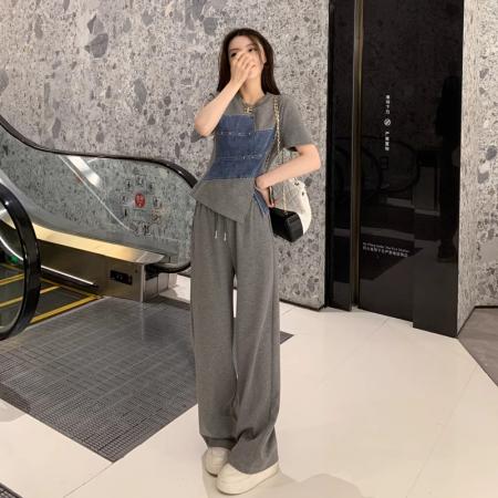 BY15474# 灰色运动休闲套装女夏季欧货高级感减龄牛仔拼接短袖阔腿裤两件套 服裝批發女裝批發服飾貨源