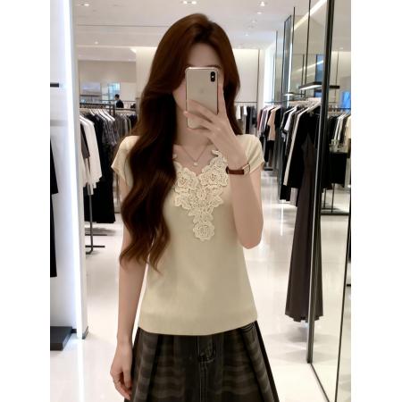 BY15488# 夏季新款V领蕾丝拼接冰丝针织衫女大码百搭显瘦透气上衣 服裝批發女裝批發服飾貨源