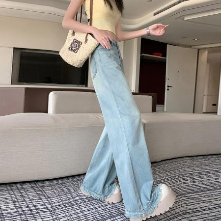 BY15513# 浅蓝色破洞毛边高腰微喇牛仔裤女春季宽松百搭休闲阔腿喇叭拖地裤 服裝批發女裝批發服飾貨源