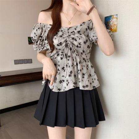 BY15527# 大码泡泡袖v领碎花衬衫女夏季百搭收腰显瘦衬衣设计感一字肩上衣 服裝批發女裝批發服飾貨源