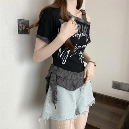 BY15528# 大码胖MM甜酷辣妹字母印花飘带短袖t恤女夏季设计感露肩拼接上衣 服裝批發女裝批發服飾貨源