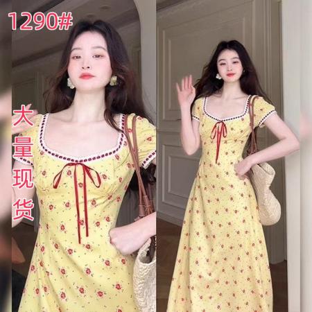 BY15531# 大码女装温柔风气质海边度假长裙法式方领黄色碎花连衣裙子女夏季 服裝批發女裝批發服飾貨源