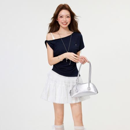 BY15594# 蕾丝花边下摆辣妹风斜肩短袖T恤女夏季褶皱扭结露肩上衣 服裝批發女裝批發服飾貨源