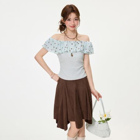 BY15597# 高级感波点荷叶花边一字领露肩短袖t恤女夏季漂亮小上衣 服裝批發女裝批發服飾貨源