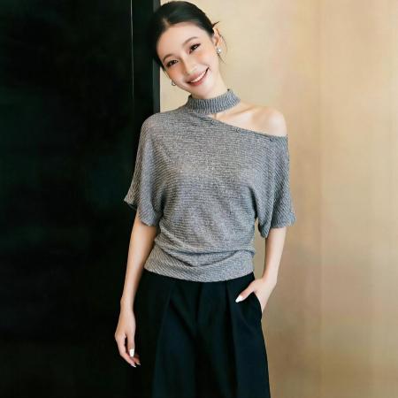 BY15637# 夏季新款纯欲风斜肩挂脖高级感气质显瘦条纹短袖上衣女 服裝批發女裝批發服飾貨源