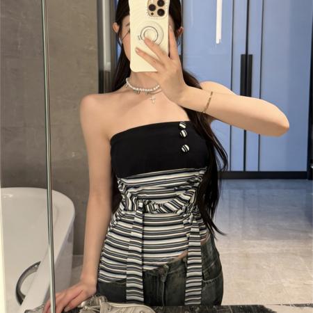 BY15685# 夏季法式一字领拼接系带抹胸型撞色修身不规则辣妹短款条纹上衣  服裝批發女裝批發服飾貨源